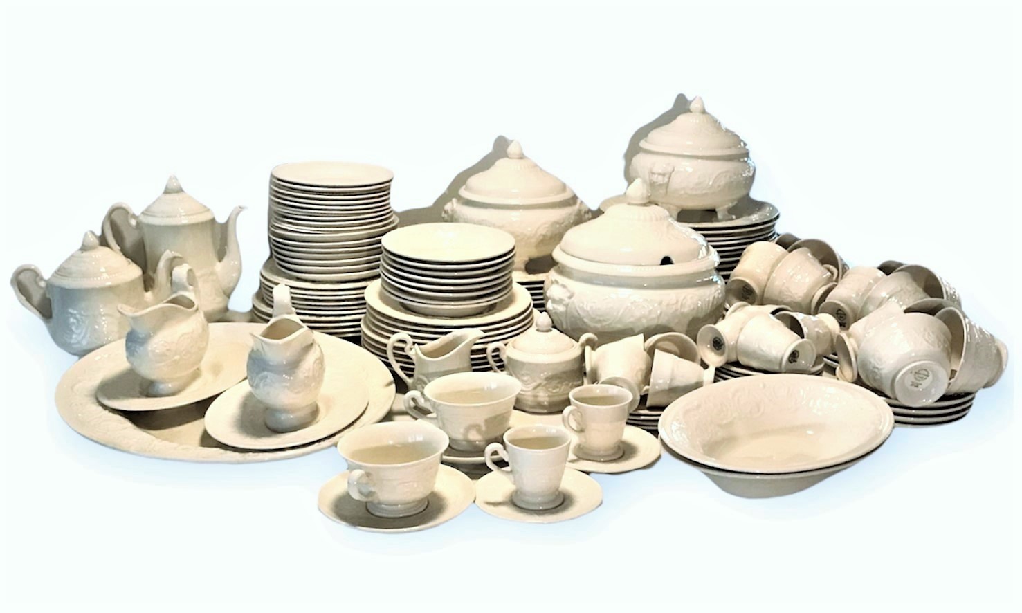 SOLD Patrician Pattern (1927- 1986) Fine Bone China Dinnerware by Wedgwood, England 165 pcs.